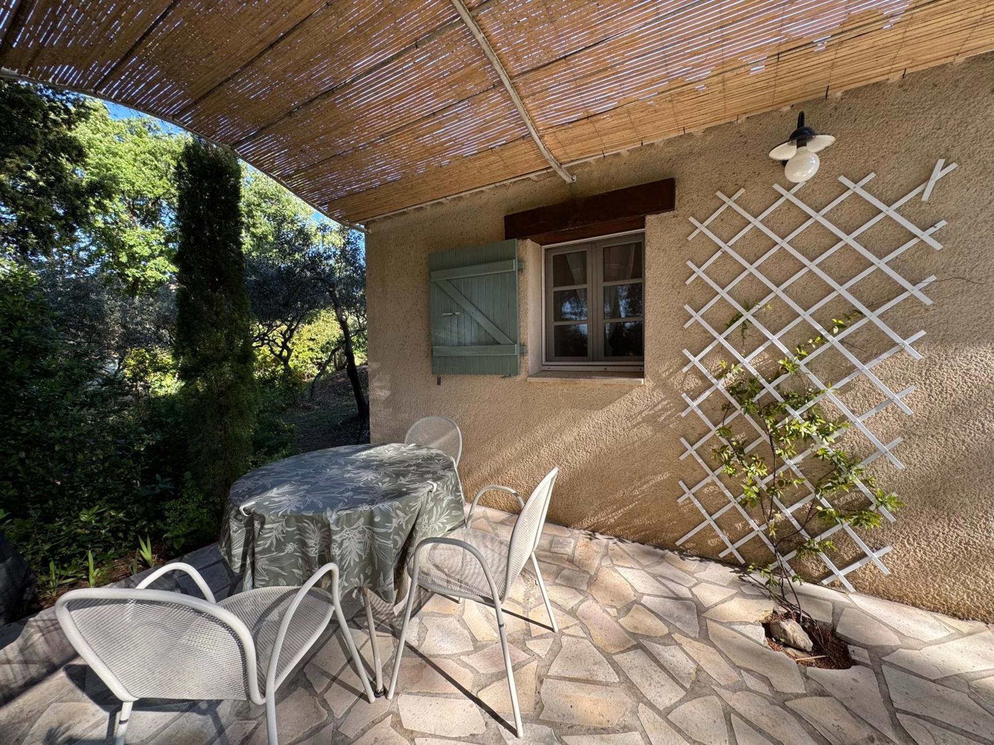 Сasa de vacaciones Appel Du Luberon Mérindol